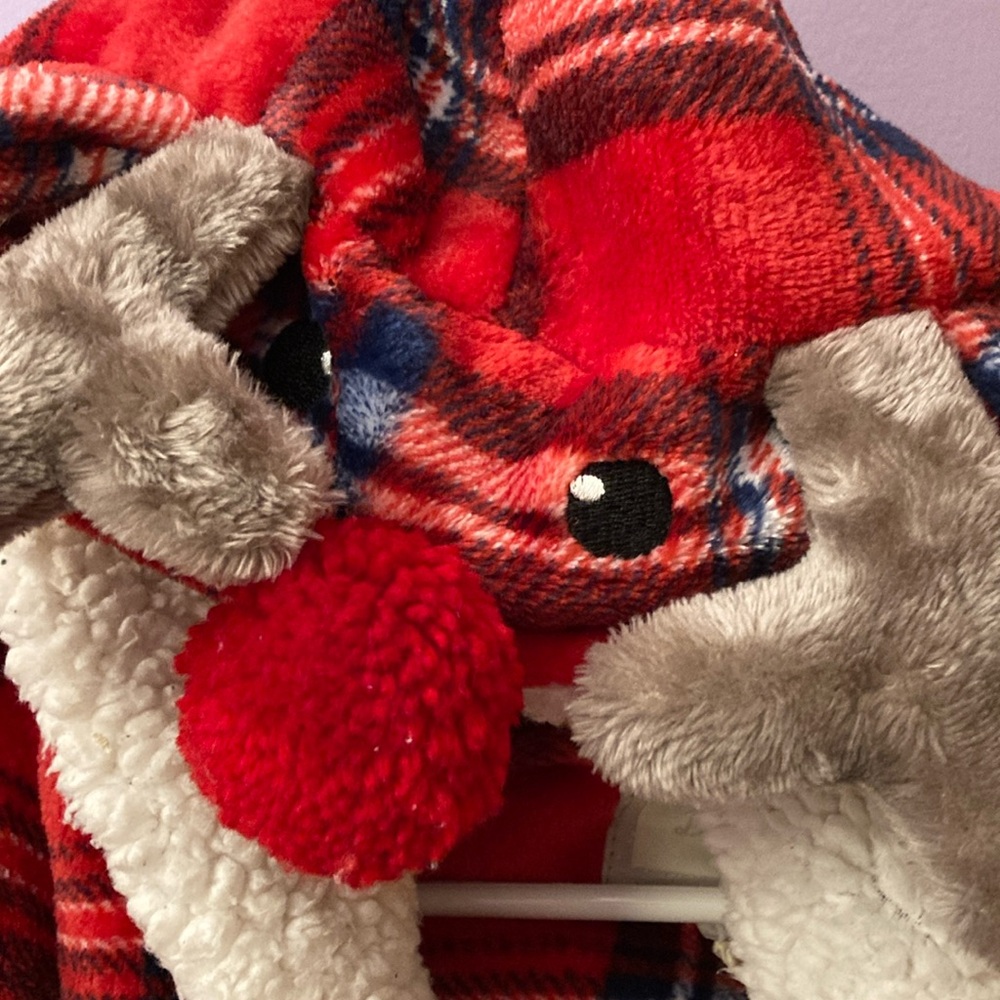 christmas plaid reindeer robe
